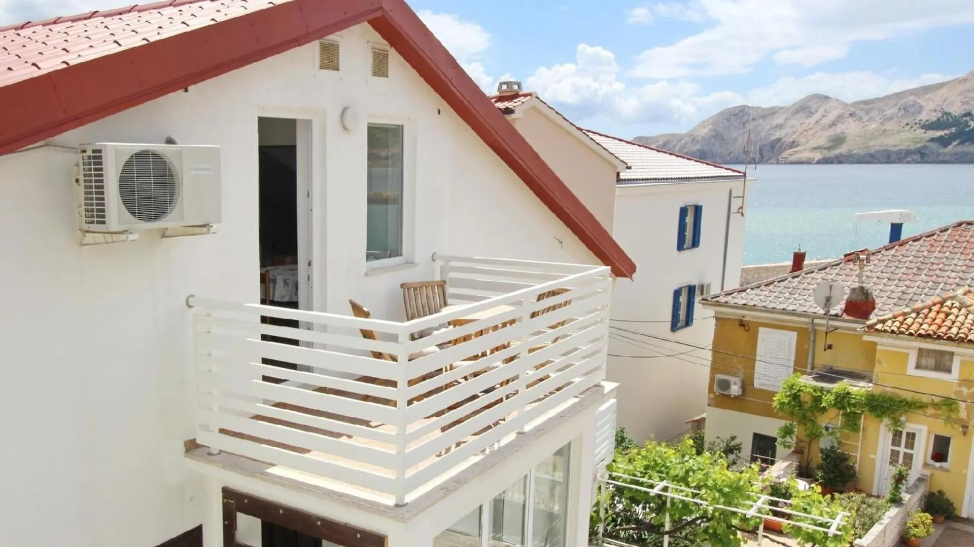 Appartement In Baska Mit Eigenem Balkon - B59512 Croatia